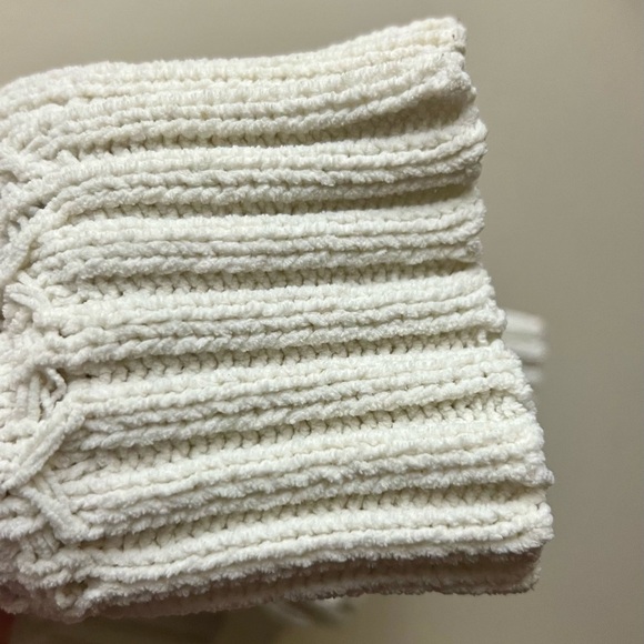 A NEW DAY Cozy White Knit Oversized Sweater - Picture 11 of 15